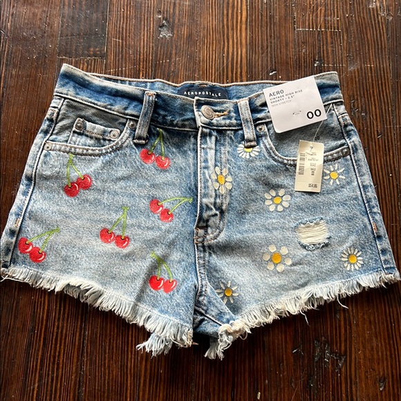 Aeropostale Pants - NWT Aero Vintage High Rise Shorty Shorts Size 00